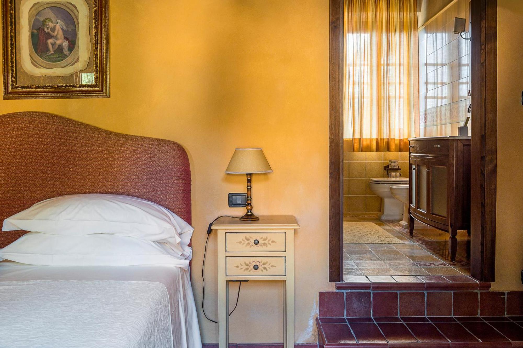 Villa Delia Hotel And Cooking School Rivoli  Bagian luar foto